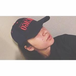 Meet your Posher, Yanize