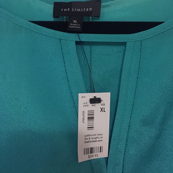 NWT green blouse - Picture 2 of 3