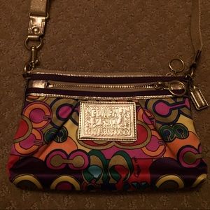 Coach poppy cross body bag. Never used.