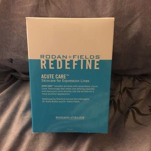 ✨Rodan+Fields Acute Care✨