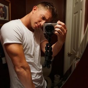 Meet your Posher, Eric