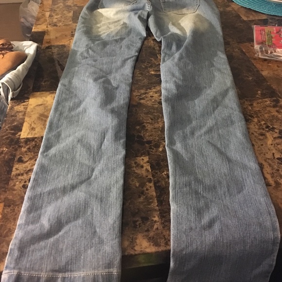 Jeans - Picture 2 of 3