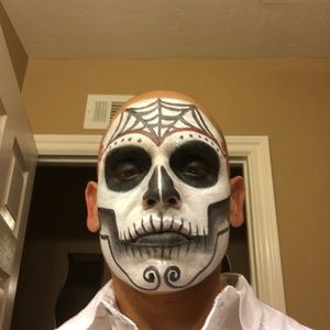 Meet your Posher, Cesar