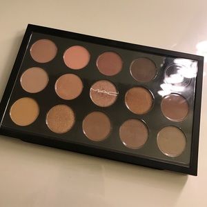 Warm Neutral Mac eyeshadow palate