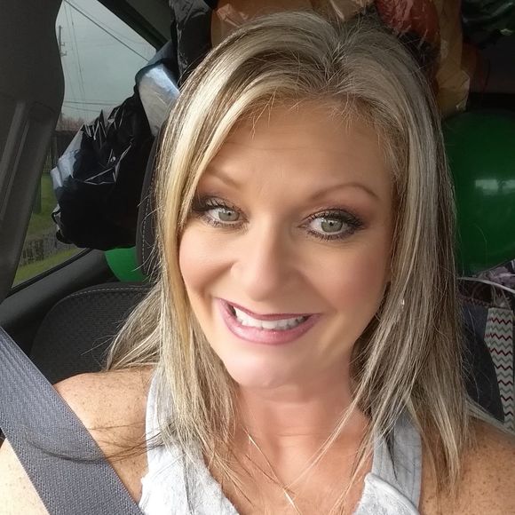 Meet your Posher, Missy