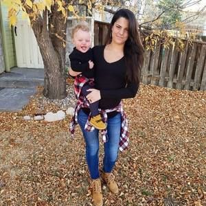 Meet your Posher, Kendra