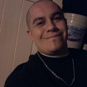 Meet your Posher, Carlos