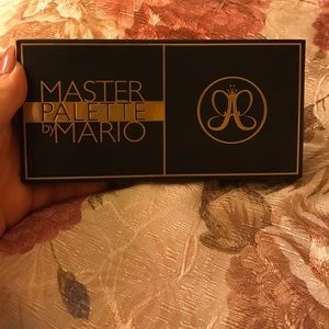 Limited edition ABH "Master Pallet" by Mario