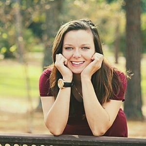 Meet your Posher, Rebecca