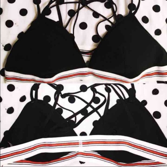 Victoria's Secret NWT strappy bralette - Picture 2 of 2