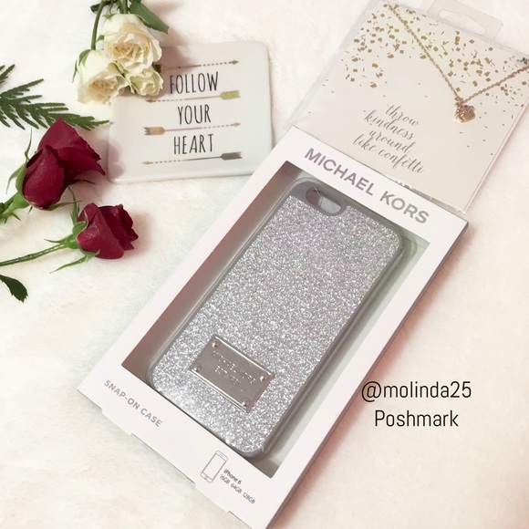 🎁SALE🎁MICHAEL MK Embellished iPhone 6 case - Picture 2 of 4