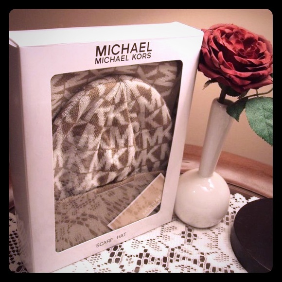 Michael kors set π sale π - Picture 2 of 5