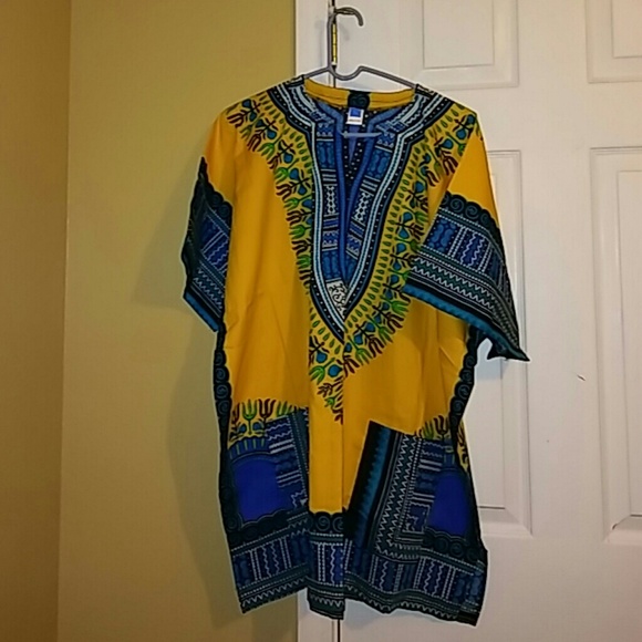 Top - Picture 2 of 2