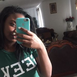 Meet your Posher, Celine