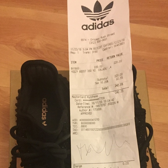 YEEZY BOOST 350 V2 SIZE 4 - Picture 3 of 4