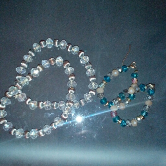 Bracelet earring set