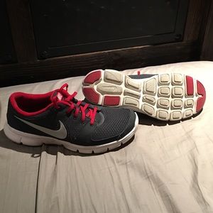 Nike flex experience RN