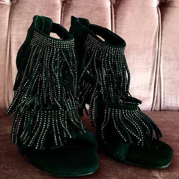 STEVE MADDEN FRINGLY-R EMBELLISHED FRINGED HEELS - Picture 5 of 5