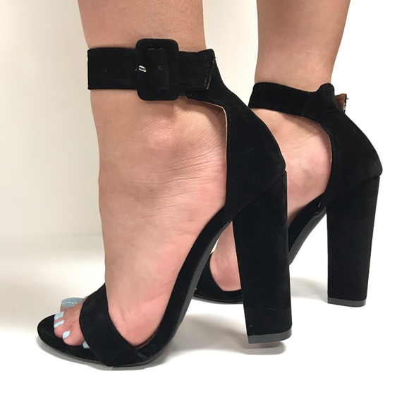 Black suede buckle heel - Picture 2 of 3