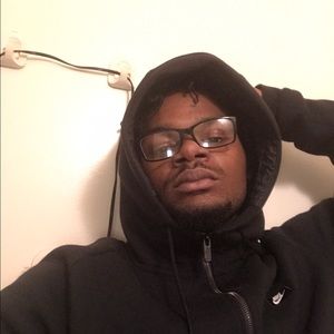 Meet your Posher, Adam