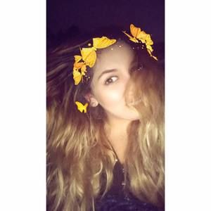 Meet your Posher, Crystal