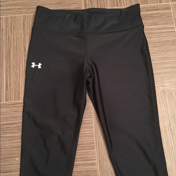 Under Armour Black Compression Capris