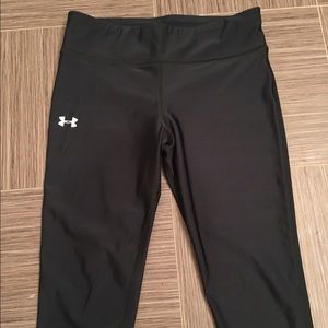 Under Armour Black Compression Capris