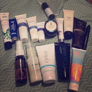 Skin care samples bundle