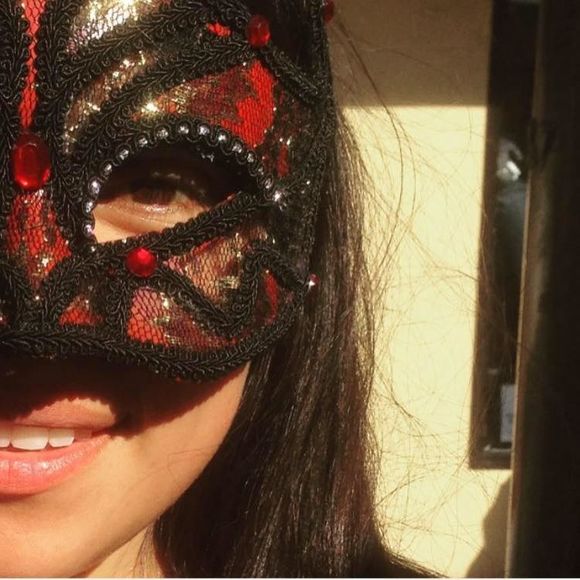 Meet your Posher, Dolores