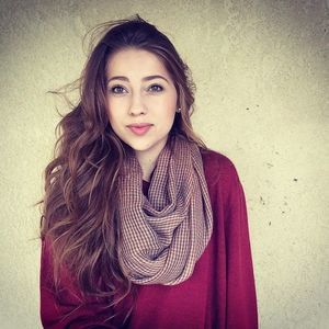 Meet your Posher, Avery