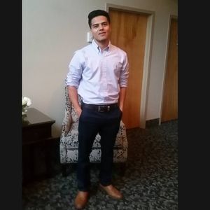 Meet your Posher, Alex