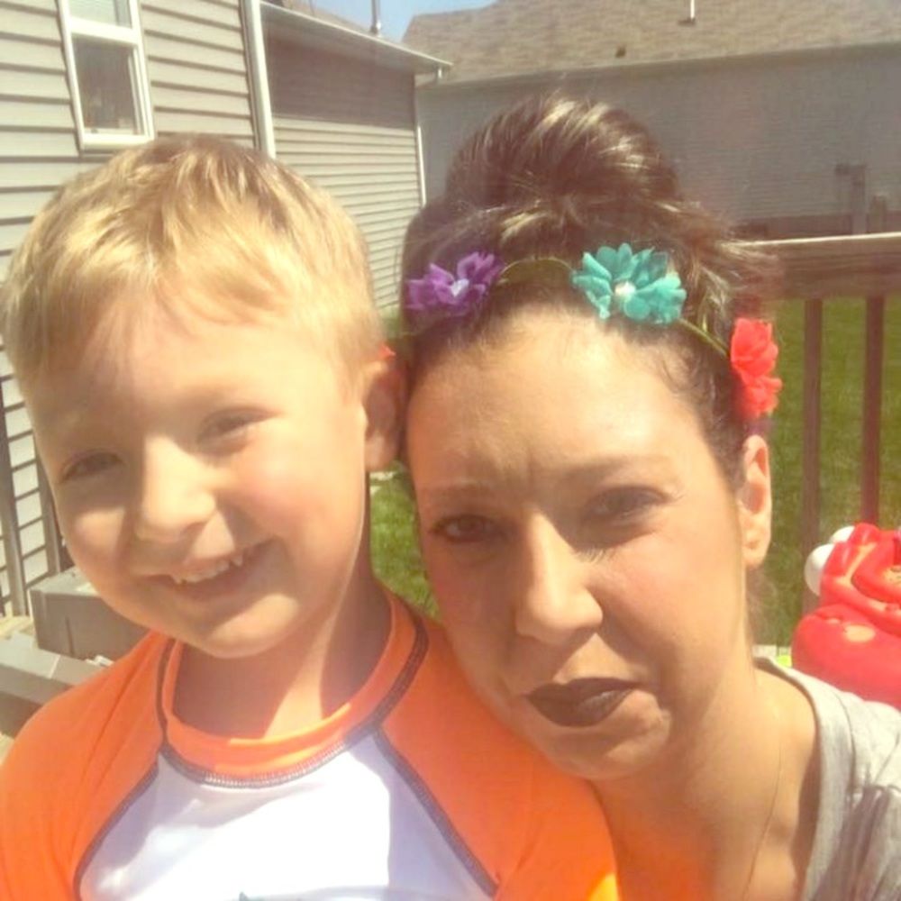 Hi, my name is Jenna && I ❤️ Poshmark!