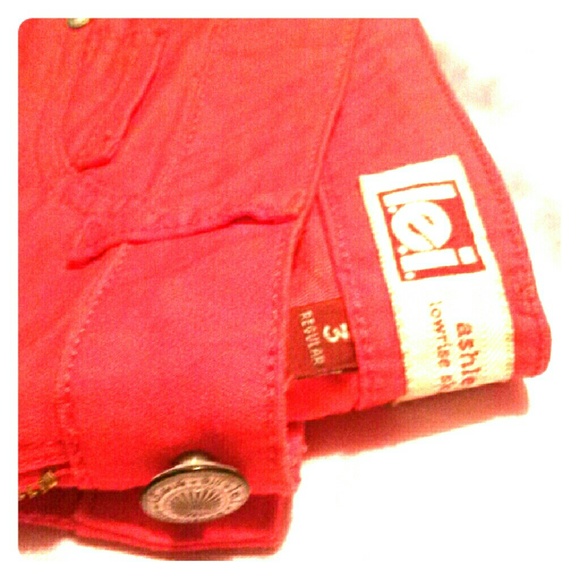 Lipstick red size 3 lowrise skinny 'jeans'