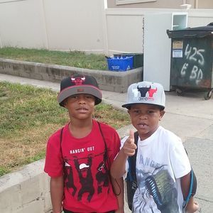 Meet your Posher, Takia