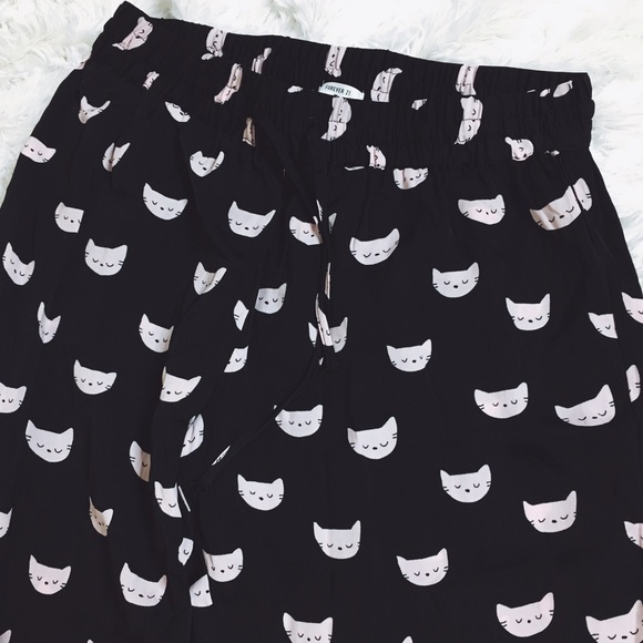 FOREVER 21 CAT PJ BOTTOMS