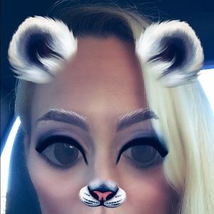 Meet your Posher, Justine