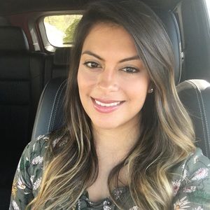 Meet your Posher, Stephanie