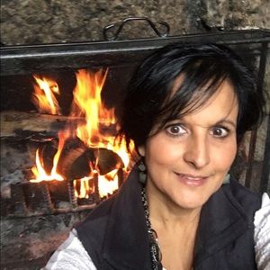 Meet your Posher, Anita