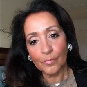 Meet your Posher, Linda