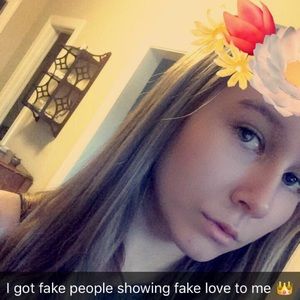 Meet your Posher, Tessa