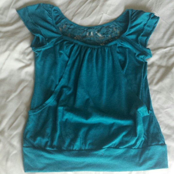 Junior size small blue/teal top