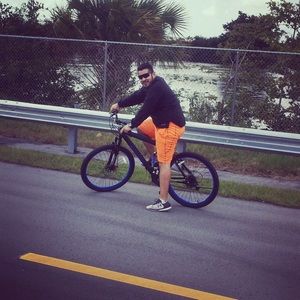 Meet your Posher, Moises