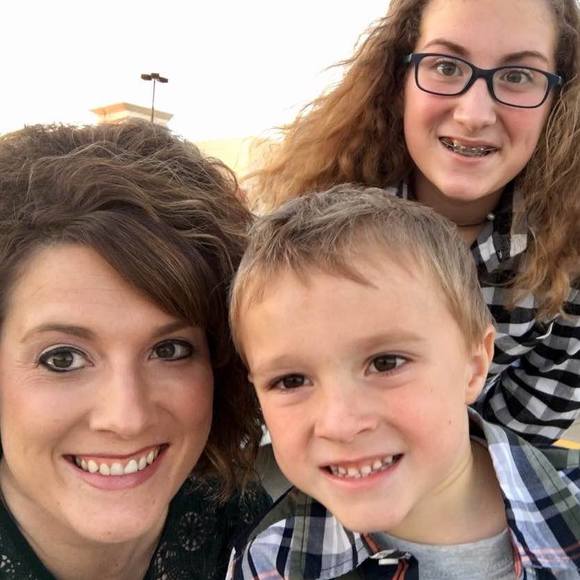 Meet your Posher, Emily