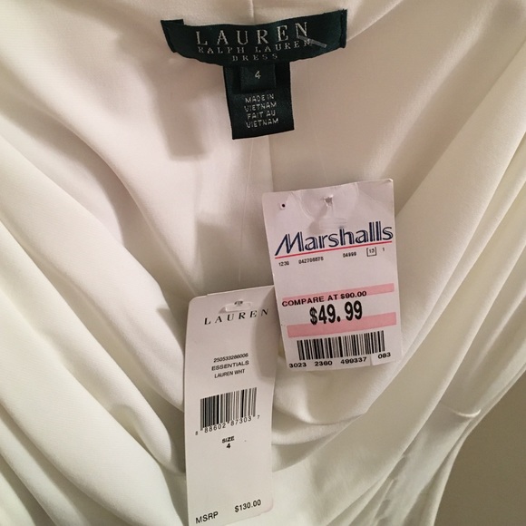 Dress - Picture 3 of 3