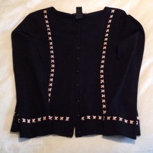 Black sweater with pink ribbon 🎀 trim