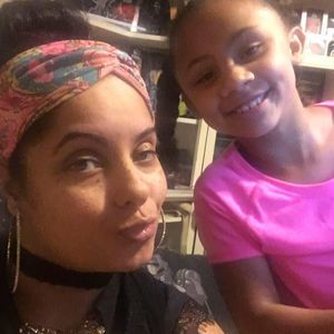 Meet your Posher, Maxine