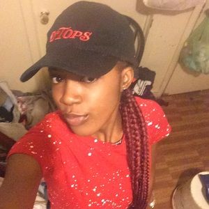 Meet your Posher, Madona