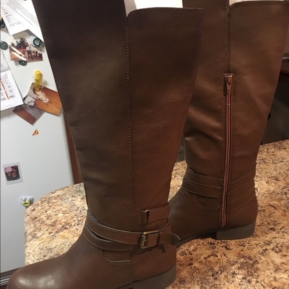 MIA Shoes - Tall brown boots