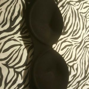 Black Strapless Bra