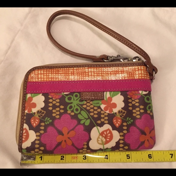 Fossil Wristlet